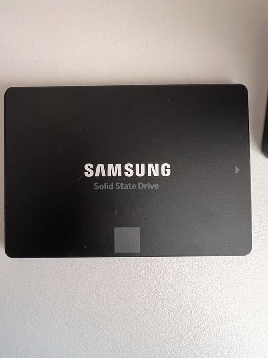 SSD Samsung 870 EVO 1000mb 2.5