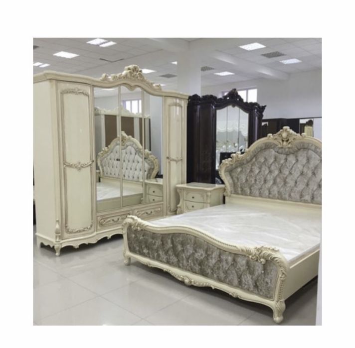 Продам спальный гарнитур