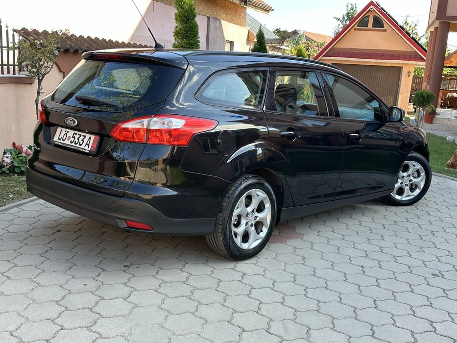 Ford Focus 2011-1.6 benzina clasic aspirat-Euro 5 -Impecabila-Germania