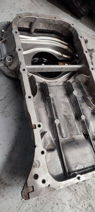 Поддон двигателя Toyota 1UZ 3UZ