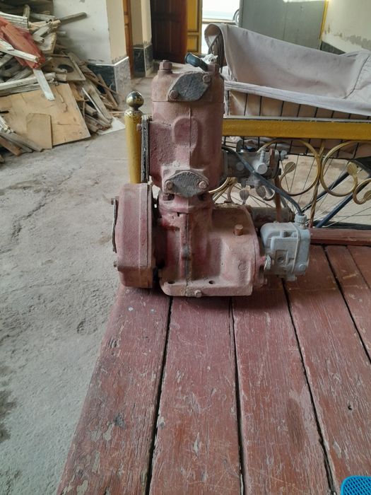 Утин.сотилади тиски катта пускач Алтай  мтз юмз янги