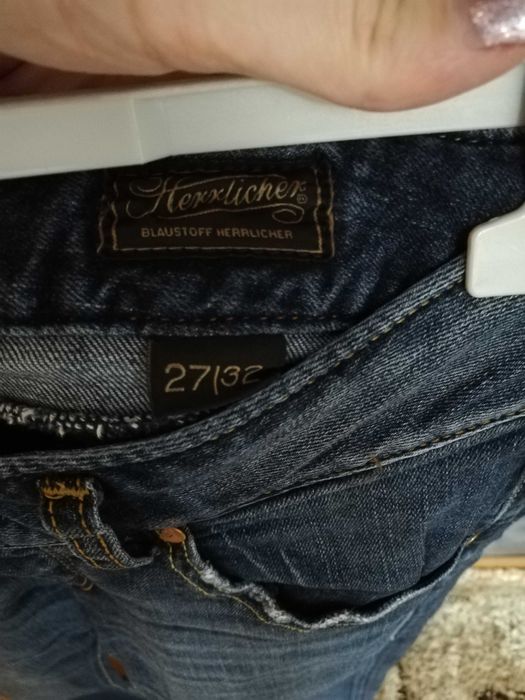 Blugi Herrlicher, super preț, 60 lei