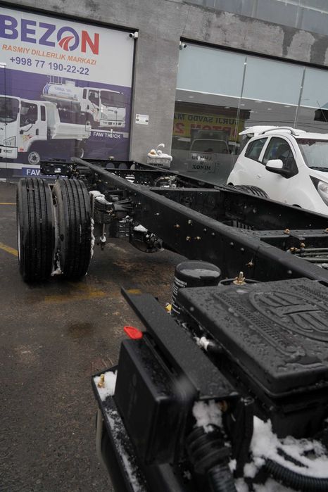 Сотувда мавжуд! Шасси FAW Tiger V (11,3 т) дизель