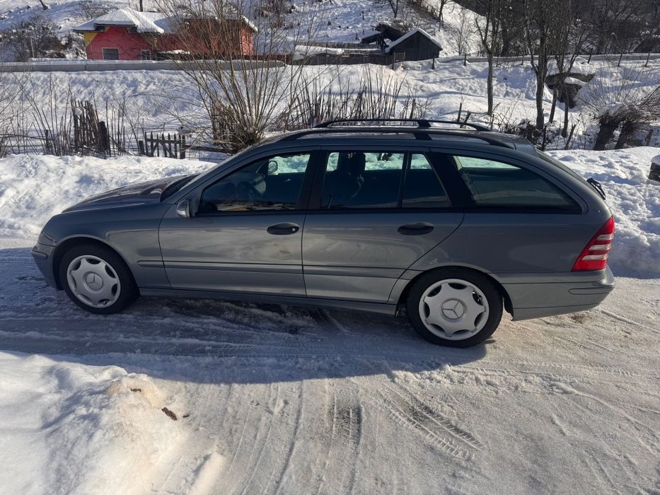 Mercedes-Benz  c- class c 220