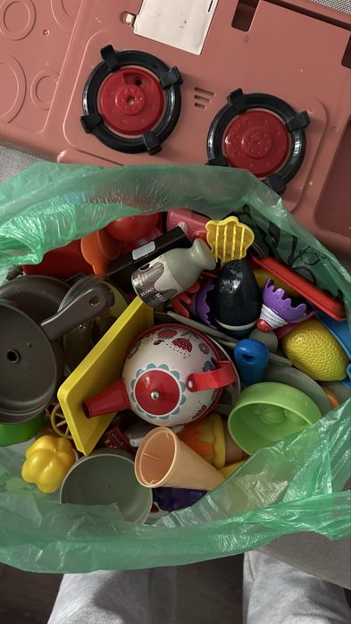 Наборы игрушек классных продам дешево