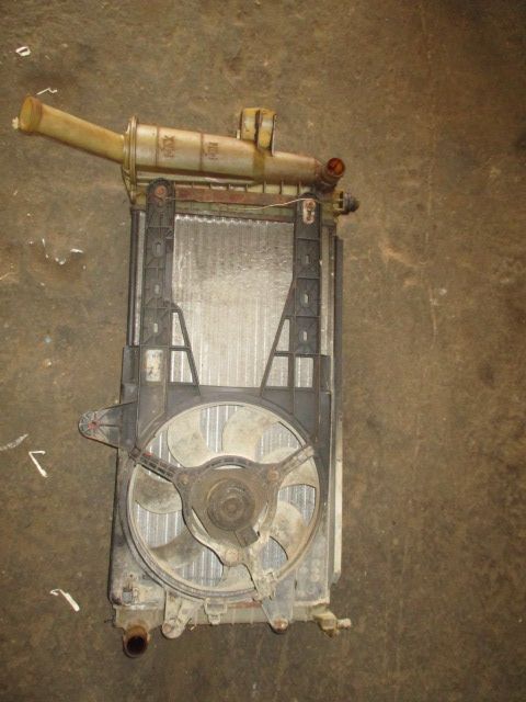Radiator apa racire ventilator Fiat Punto 1998-2006 motor 1,2 benzina