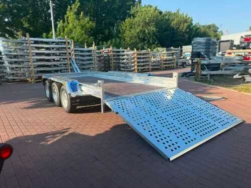 Remorca noua marca Niewiadow transport utilaje L406 / 3 axe / 3500 kg
