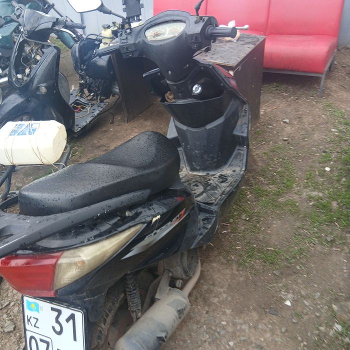 Продам скутер м8лия