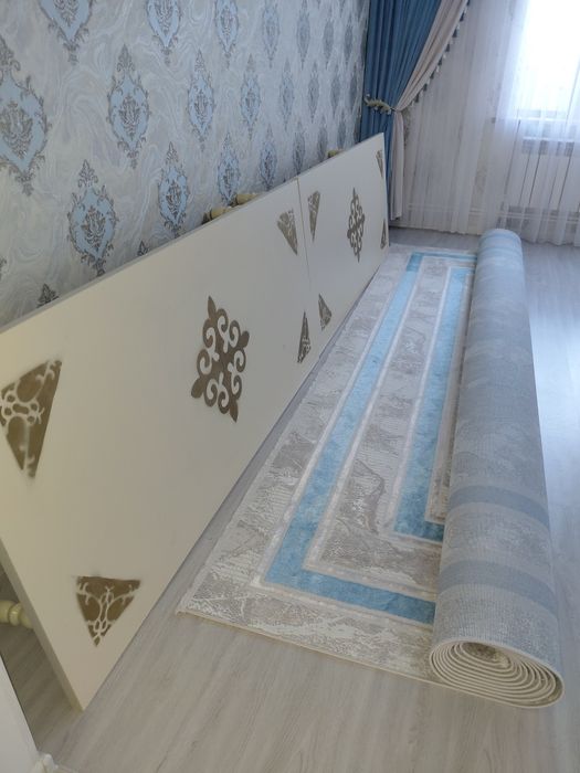 Жер стол арнайы тапсырыспен жасалған