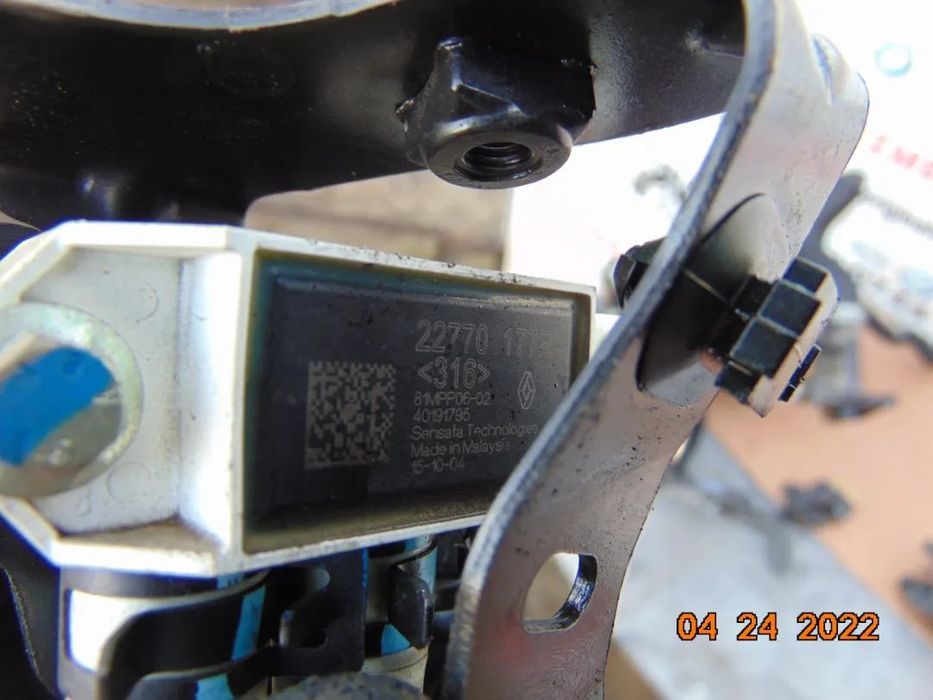 senzor presiune DPF Renault clio scenic megane kadjar nissan qasqai x trail trafic vivaro