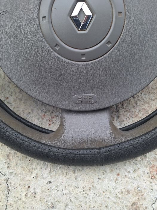 Два волана за Рено