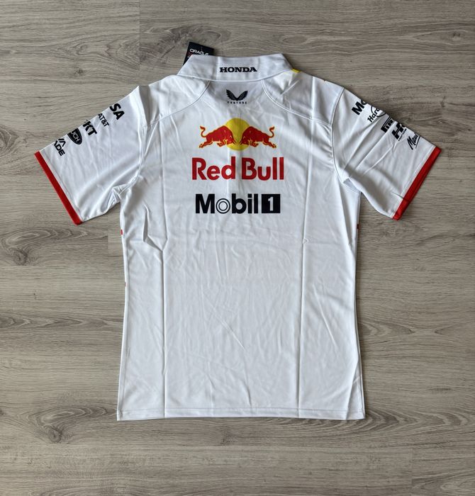 Red Bull Racing / Honda / Formula 1 / Ferrari / Mercedes AMG