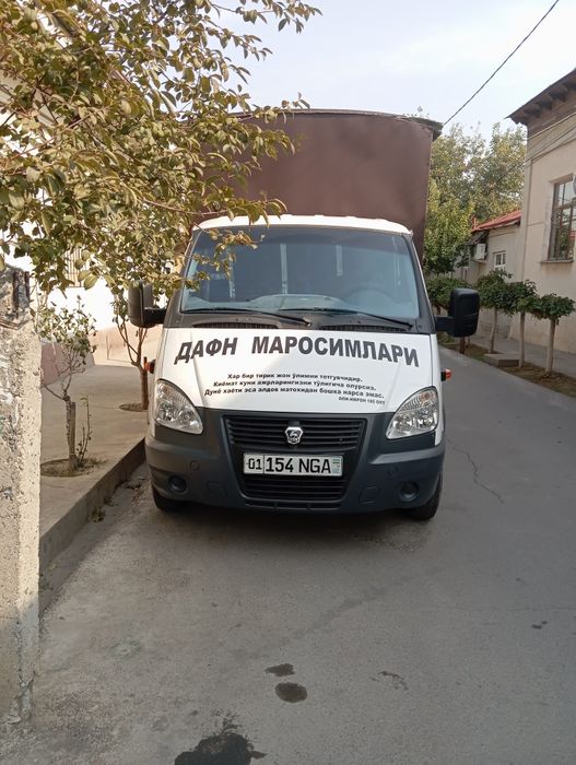 Marosim xizmat moshinasi  600 000