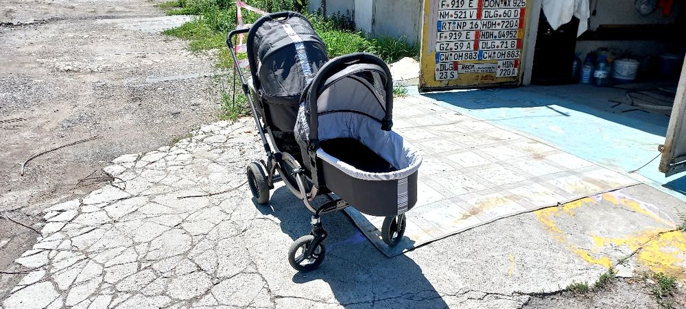 Коляска для двойни