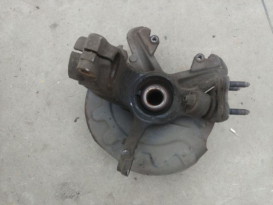 fuzeta stanga fata 1.0 b skoda fabia 3 nj3