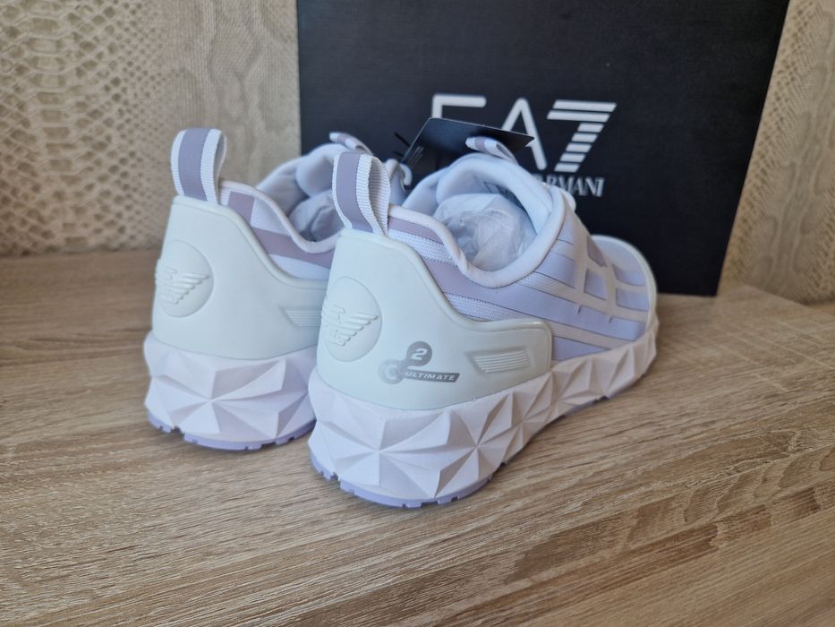 Нови оригинални маратонки EA7  Emporio Armani, размер 38