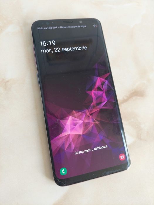 [S9+] Vând Samsung Galaxy S9 Plus [perfect funcțional] [sticla fisurată] //poze reale