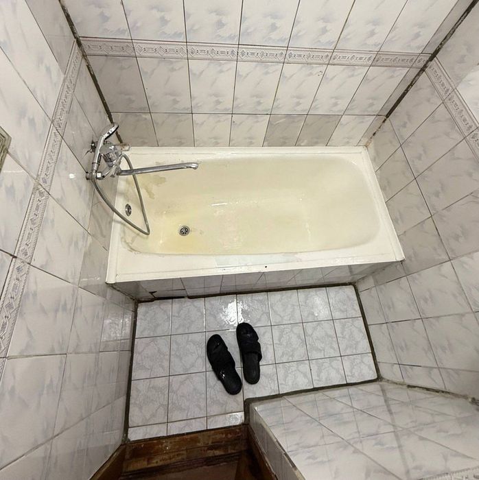 Beruniy metro oldidan bollarga kvartira
