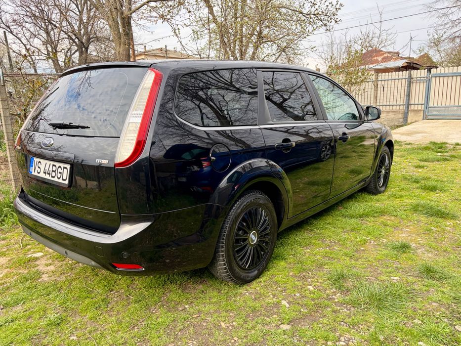 FORD Focus 2008 — imagine 10