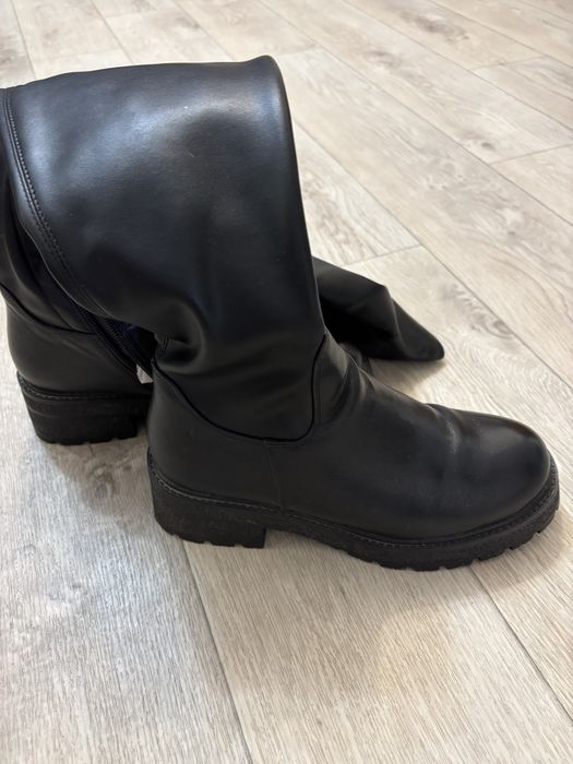 Продам зимние сапоги батфорды рр 38-39