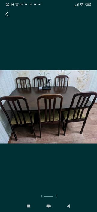 Стол гостиныи со стулями