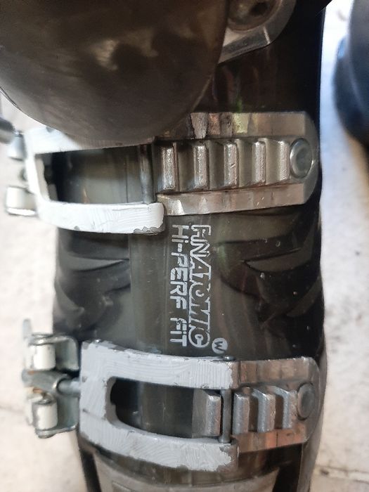 Ски обувки номер 40/41 употребявани продава цена 40 лева