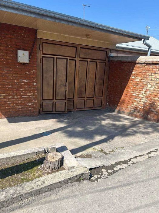 Продаём дом в городе Янгиюле.