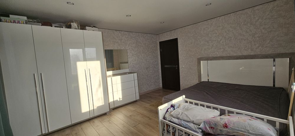 Продается частный дом в мкрн.Солнечный. Возможен хороший торг