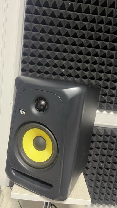 Продам студийный монитор пара 120 тыс