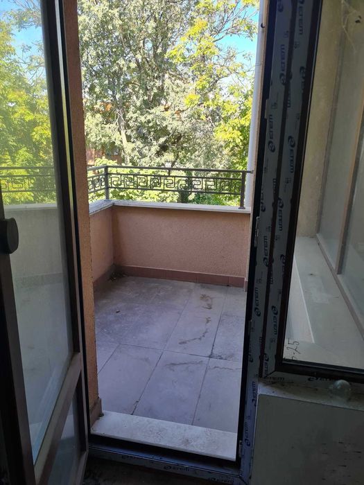 Продава се Двустаен апартамент в Плевен, Широк център - 82 кв.м за 1305 €/кв.м - Снимка #3