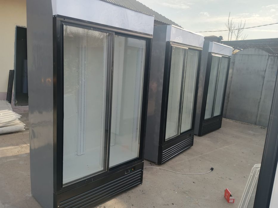 витринный холодильник