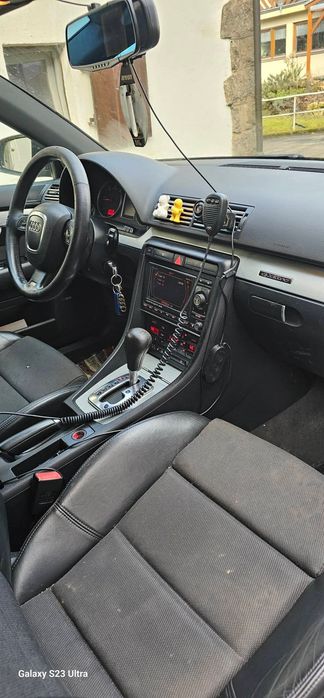 Vând Audi A4, 
Mașina se prezintă în star