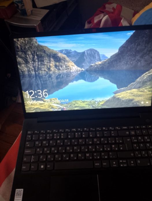 Рабочий ноутбук Lenovo