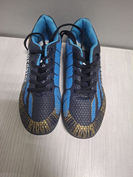 Спортивные бутсы 36-37 р.