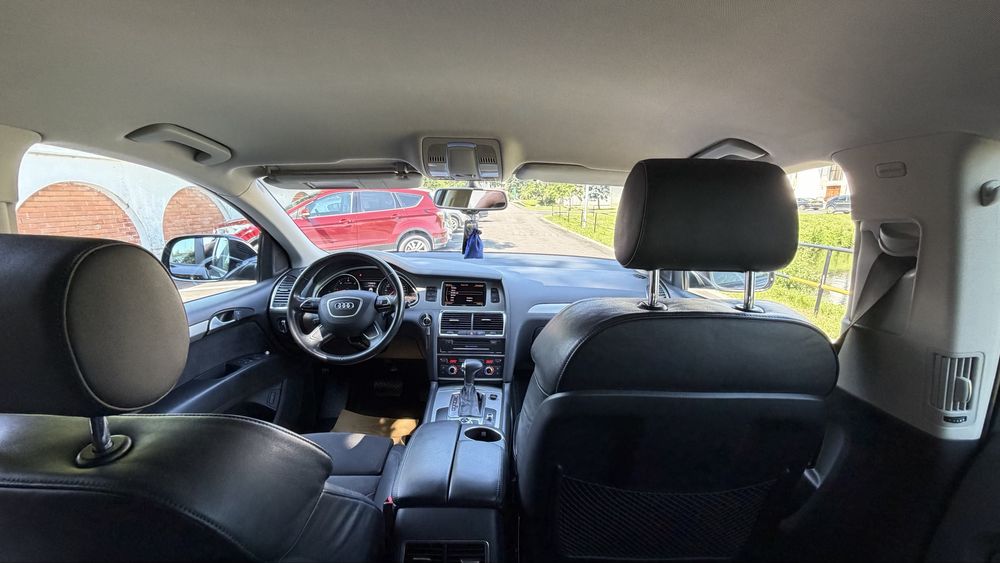 Audi Q7 3.0 TDI Quattro 245 CP – Impecabil