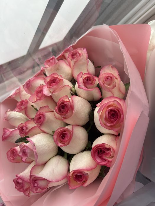 Продаю цветы розы сегодняшние