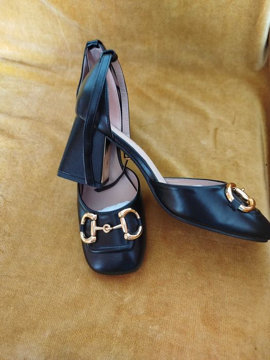 Дамски есени обувки