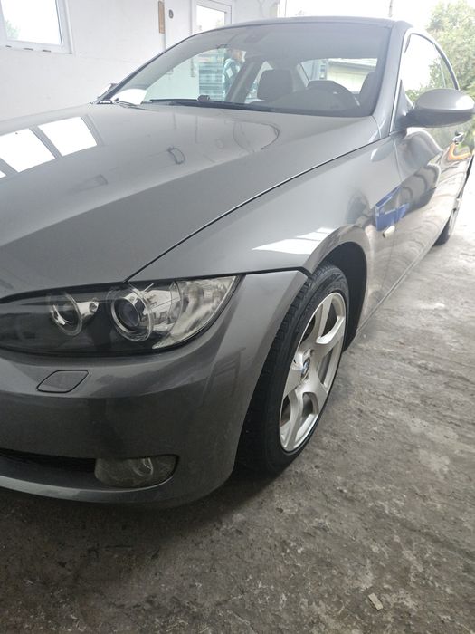 BMW Seria 3 0 — imagine 2