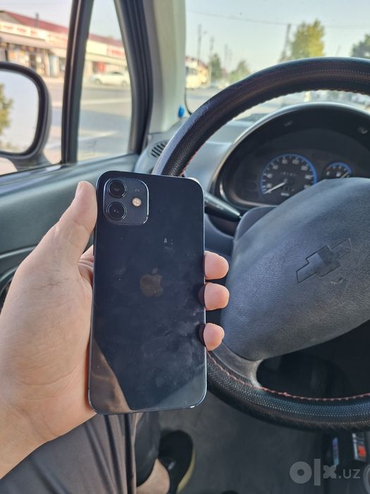 Iphone 12 sotiladi radnoy
