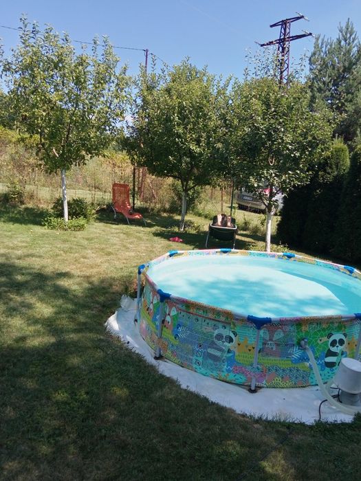 Продавам детски басейн 274/66 см.