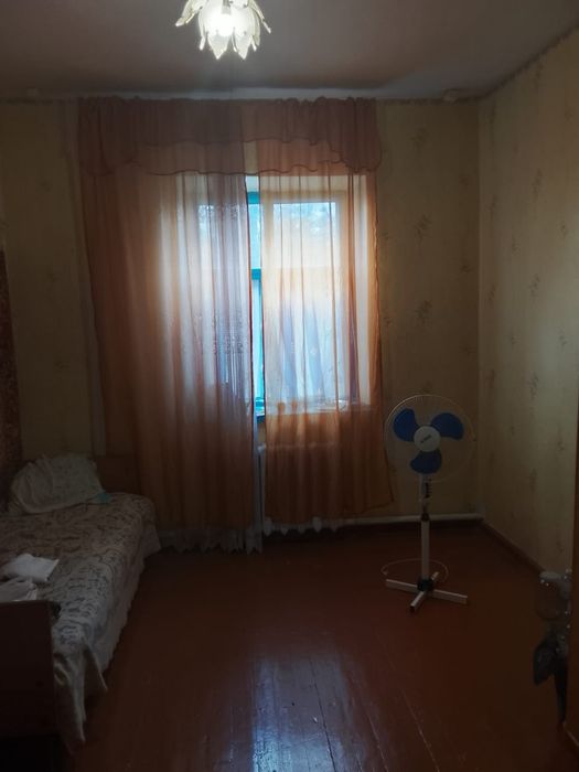 Продам 4хкомнатный дом в центре поселка