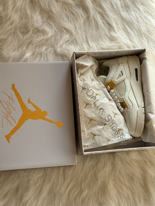 Air Jordan 4 Retro Metallic Gold White Oreo Cement Black Tech Nike