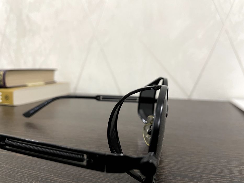 Продам солнцезащитные очки