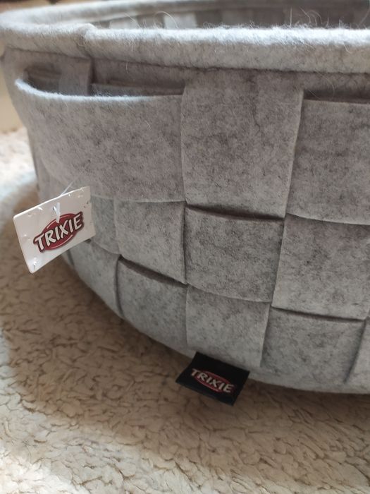 Лежанка для кошек или собачек