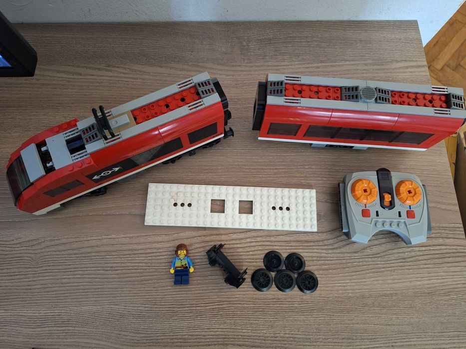 Lego влакове 60098 и 7938