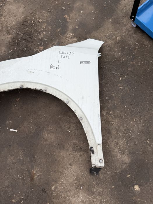 Оригинален ляв калник за nissan qashqai j11 с леки забележки