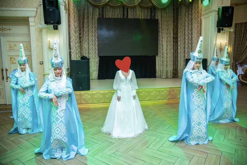 Шикарное свадебное платье Krista Unique (Emilia Sposa)