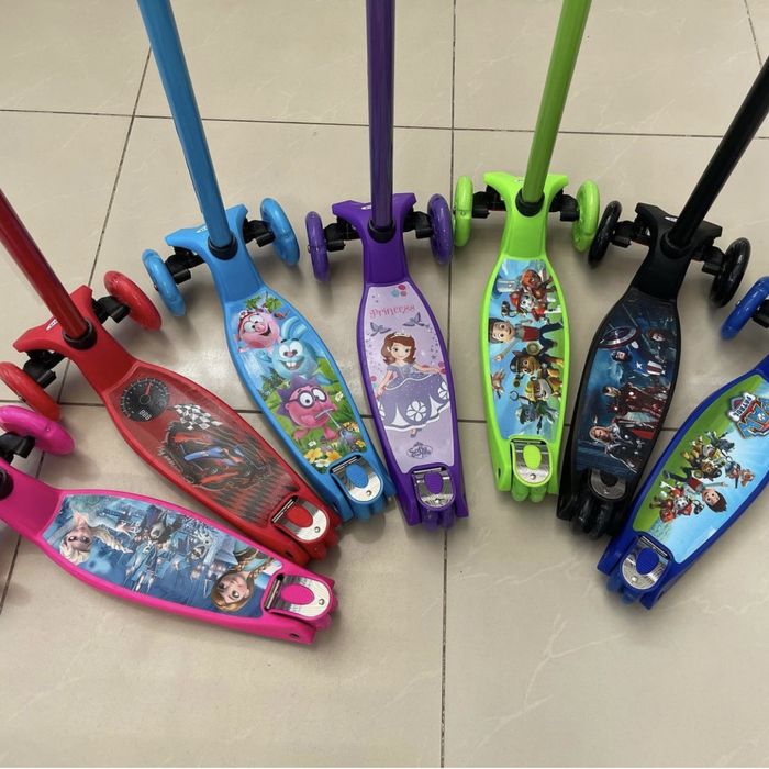 Самокат детскии