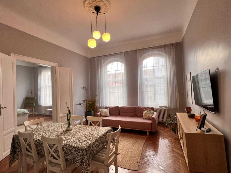 Apartament 76 mp, ultracentral Oradea – 2 dormitoare + birou – 650 €/lună