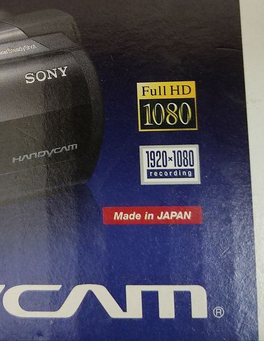 Продам видео камеру